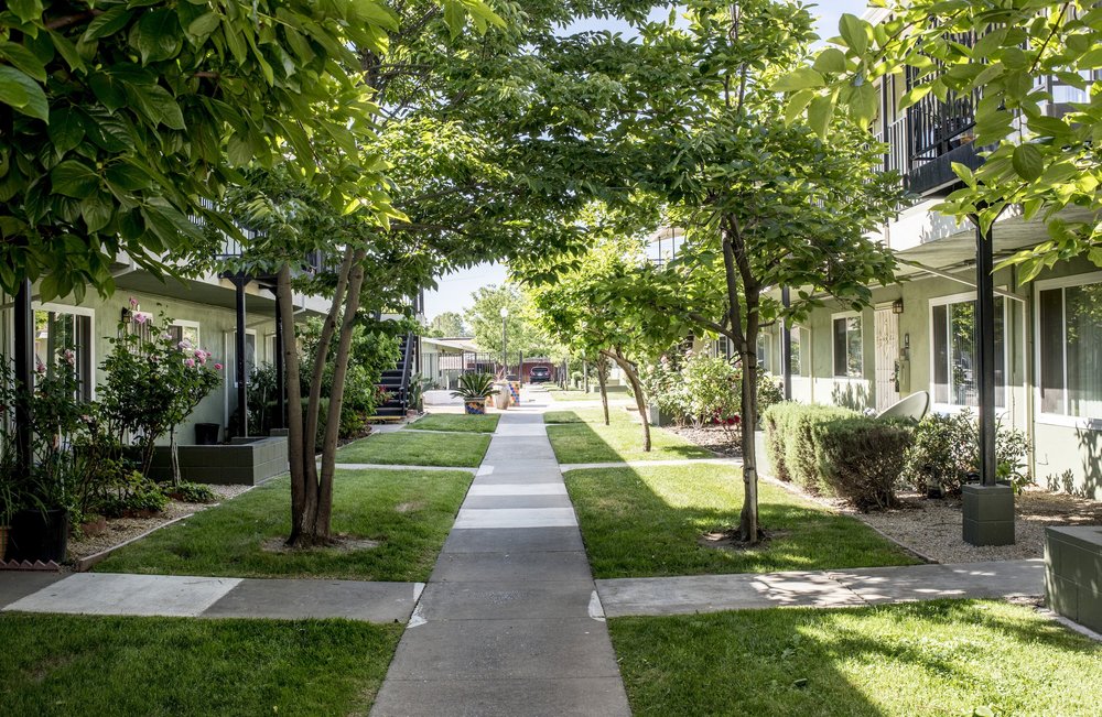 Curated visual reference: Ensuring Climate Resilience And Reducing Energy Costs In Multifamily Photo Inspiration