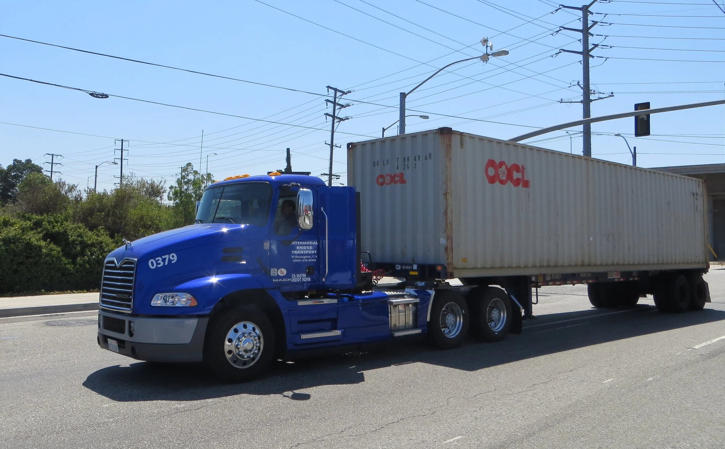 Electric Drayage Truck