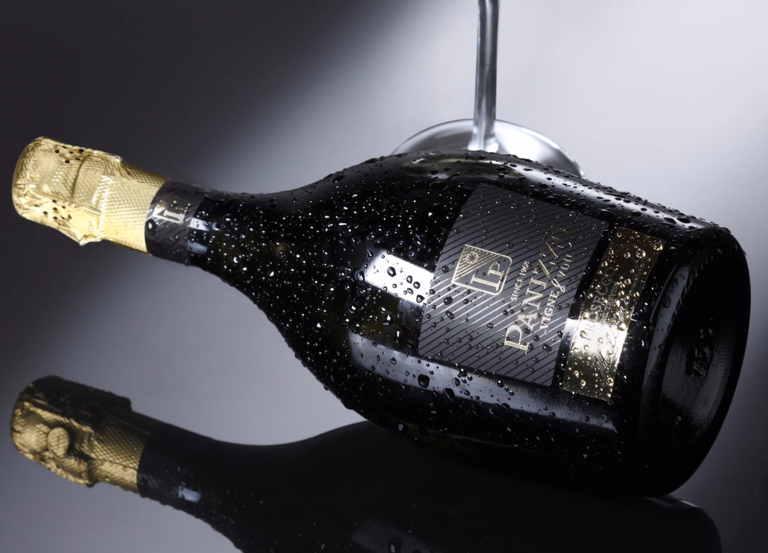 Bottiglia Millesimato gocciolato.jpg