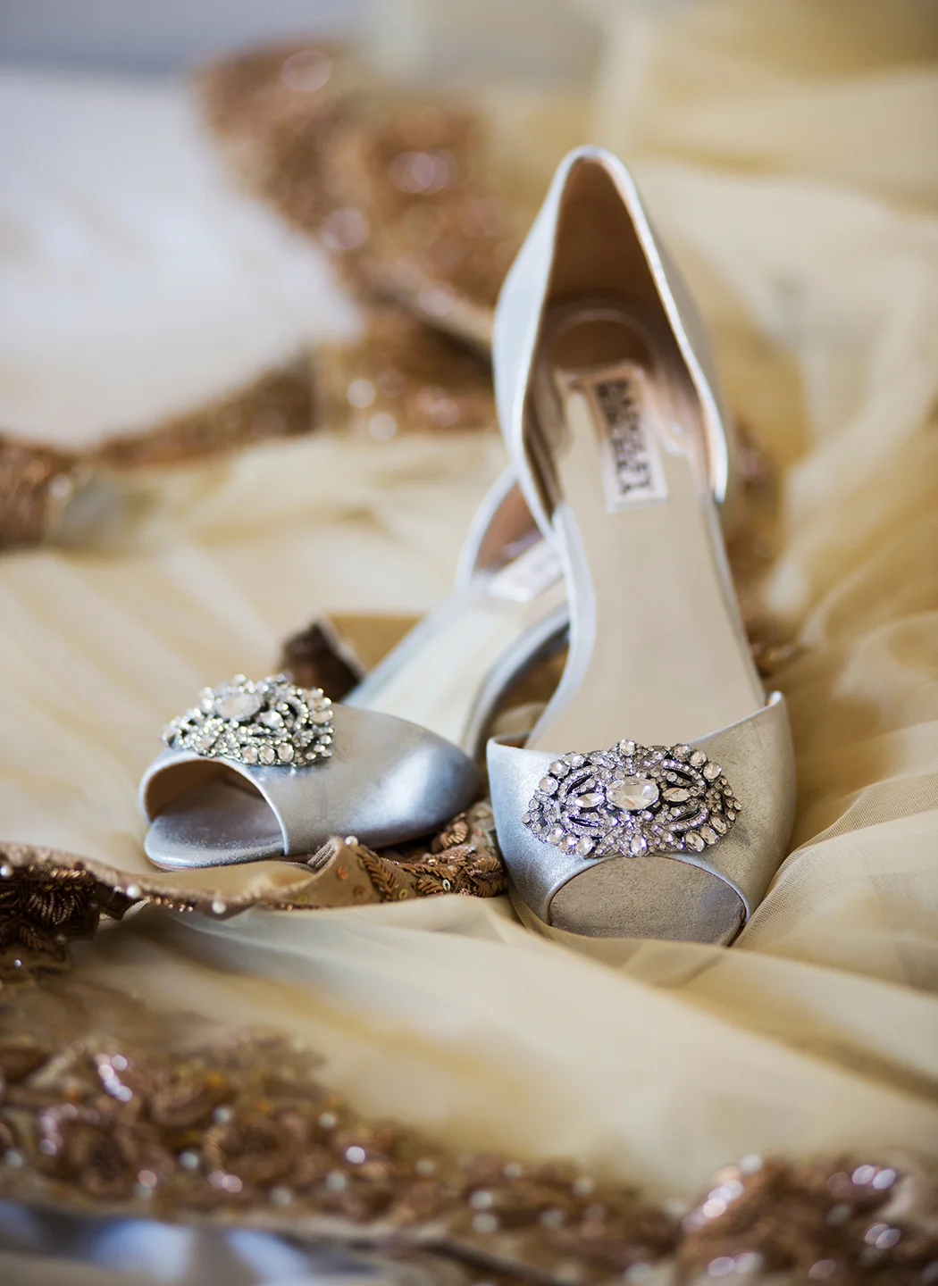 Featured on Maharani Weddings and Shyamal & Bhumika :) !
