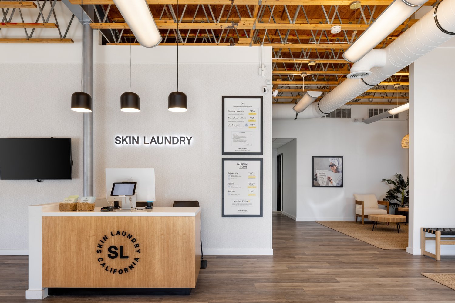 MollyRosePhoto-2023-Mar-ErinMorris-SkinLaundry-007.jpeg