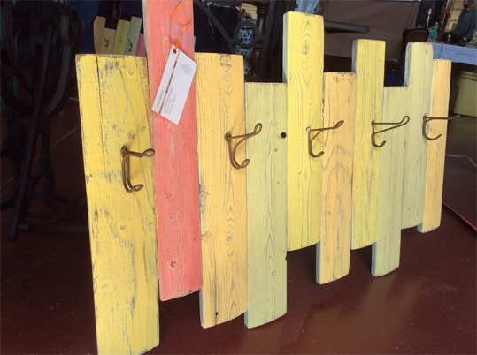 613flea-coat-rack-sm.jpg