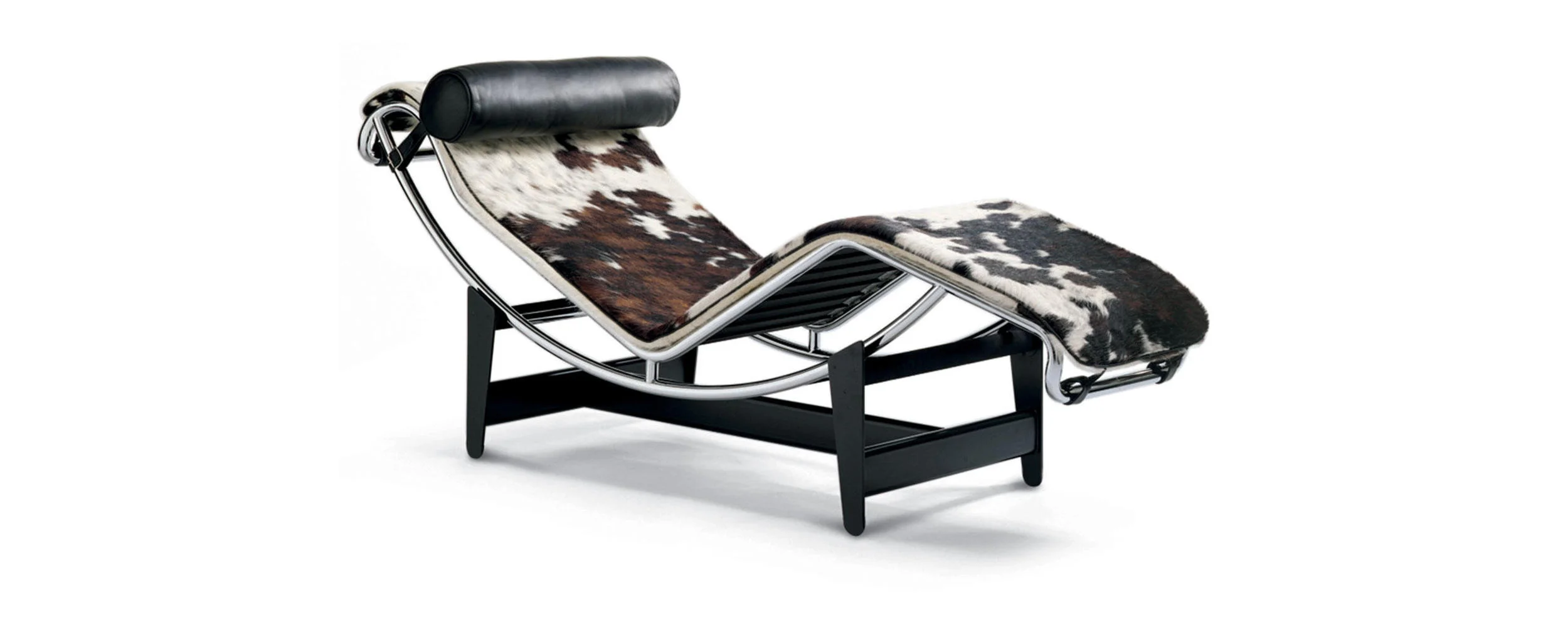 <big><big><b>LC4</b><br><i>Cassina</i></big></big>