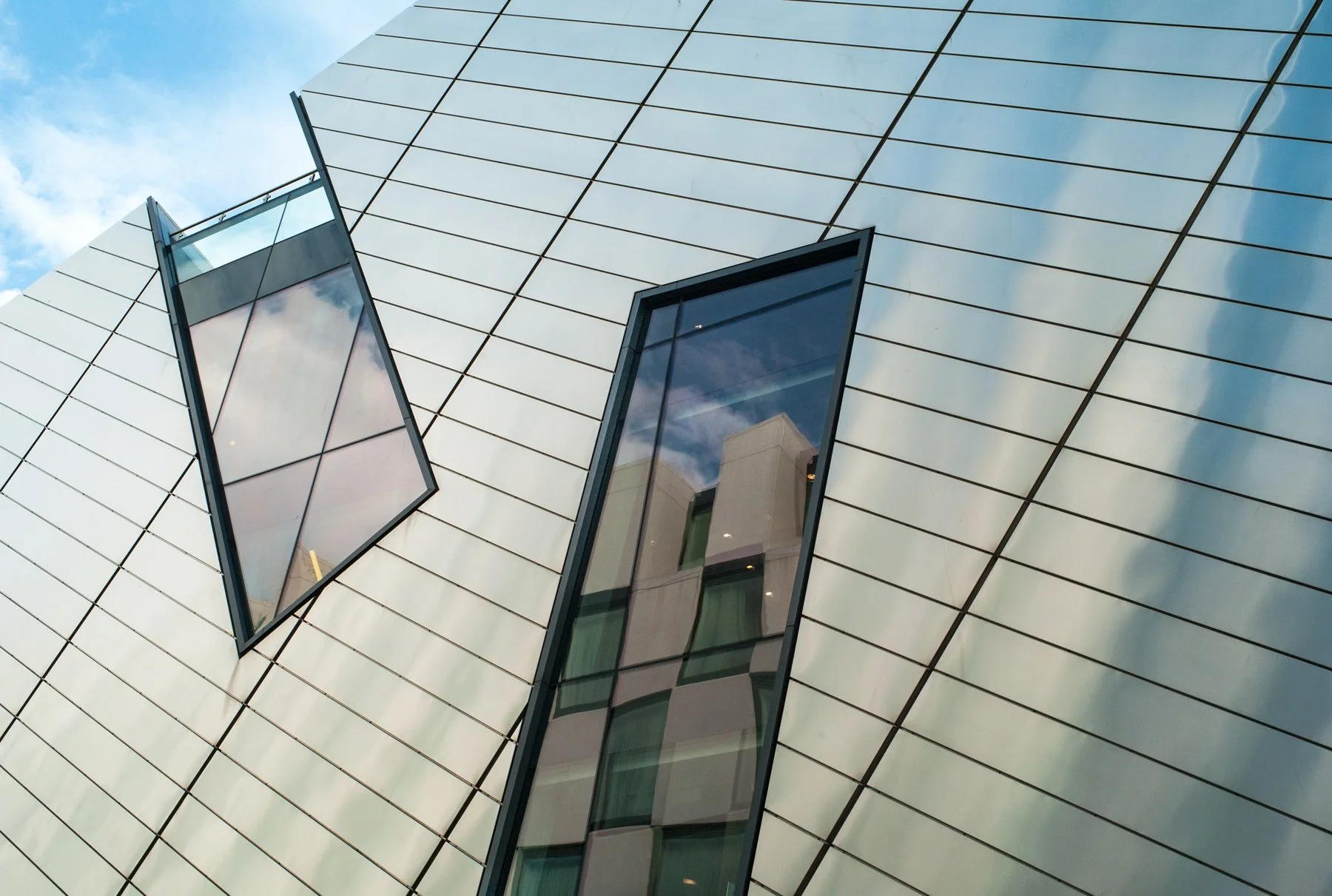 Thierry-Cerpolet_Awarded_Photographs_Dublin-Puzzle.jpg