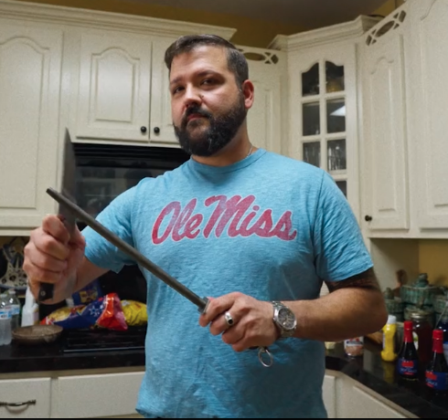 kingsford-pitmasters-commercial-still.png
