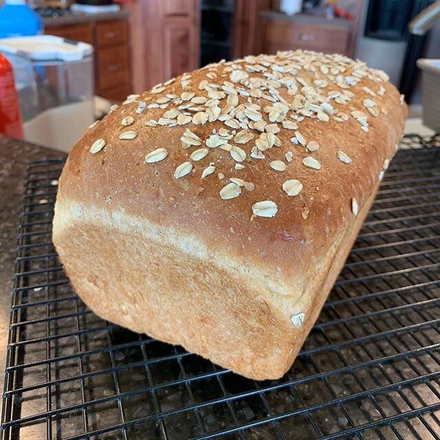 Made two loaves today for doorstop drop offs for friends! An oatmeal sandwich loaf and a rye sandwich loaf!