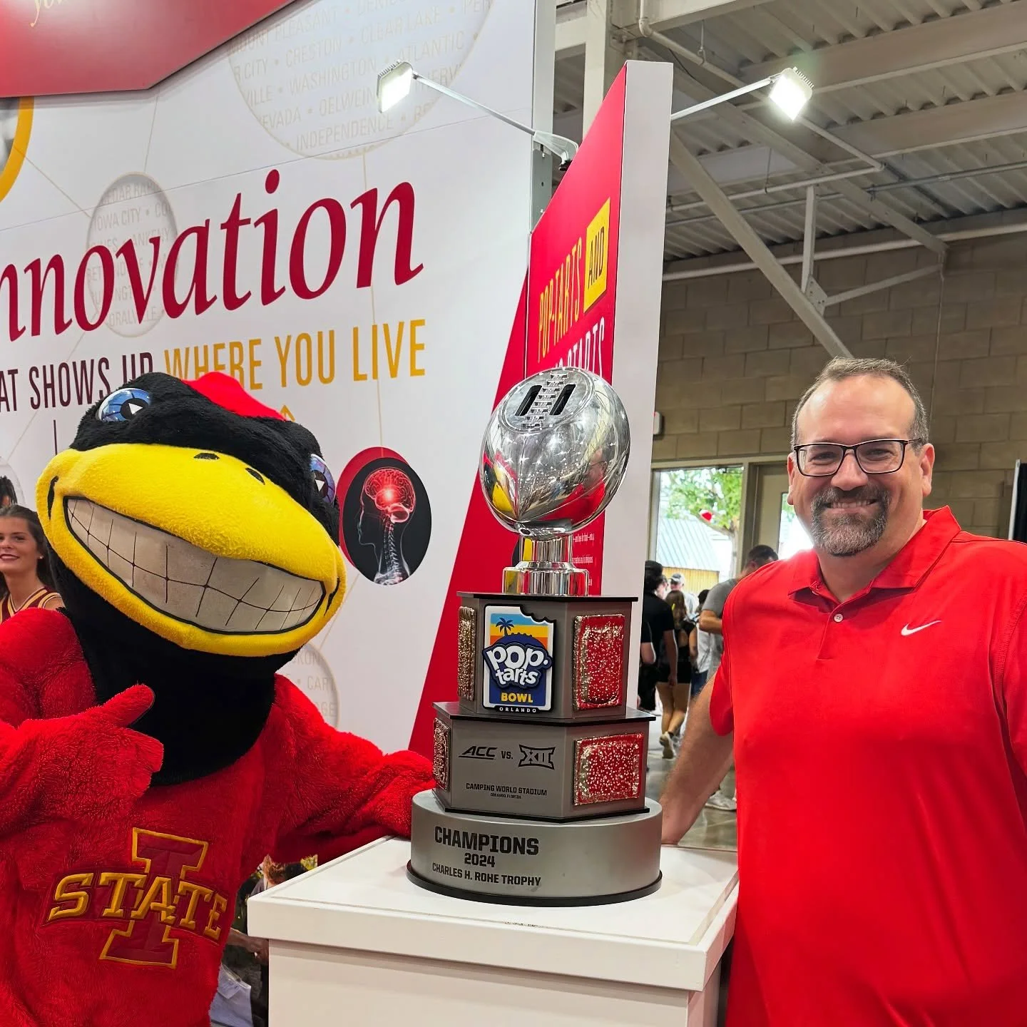 Pop-Tarts Bowl Trophy, Cy, and me! #iowastateuniversity #iowastatefair #poptartsbowl