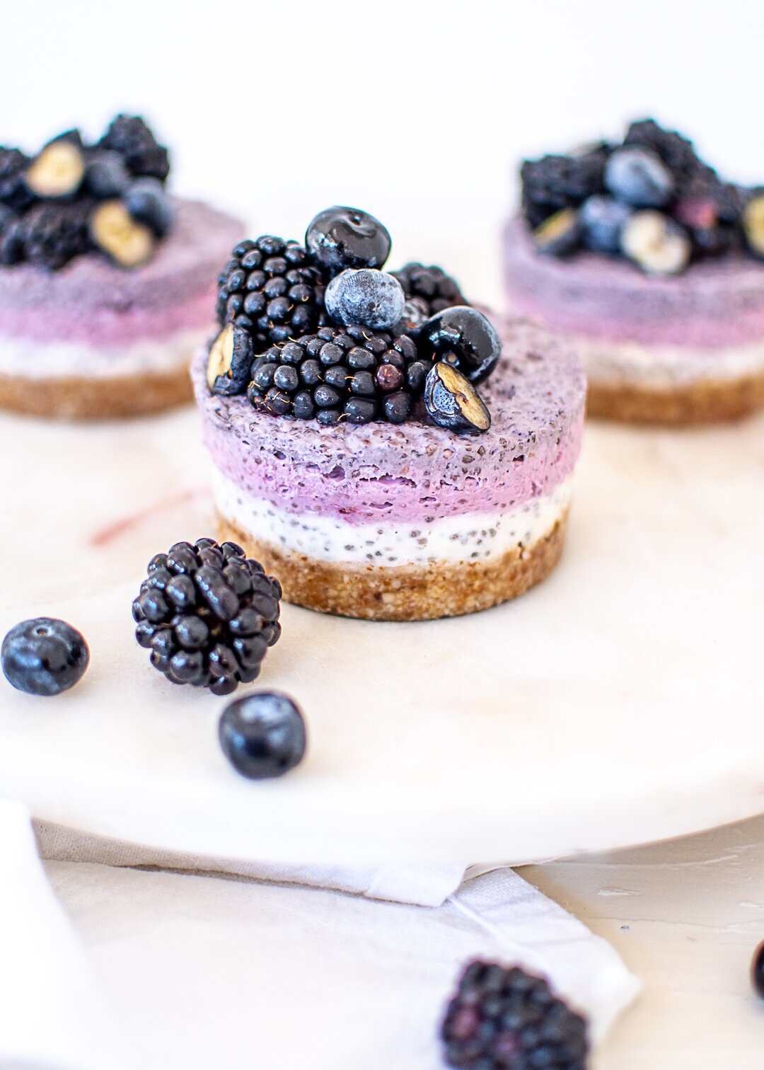LITTLE CHIA BERRY CHEESECAKES