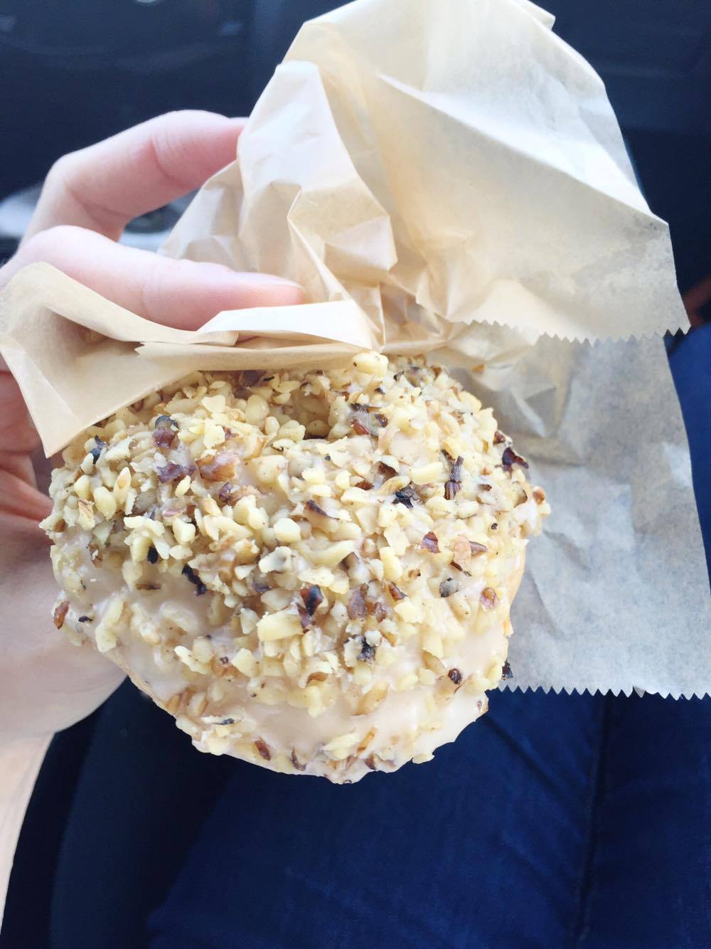 Walnut maple vegan doughnut, ooooh it was good!