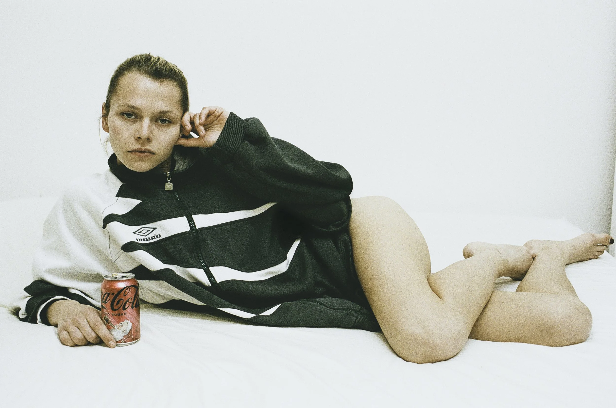 ALANNAH_COKE_UMBRO_11.25-2-v2.jpg