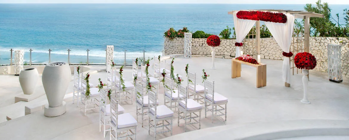 Banyan-Tree-Ungasan-Romance-Wedding-JuMaNa-1170x470.jpg