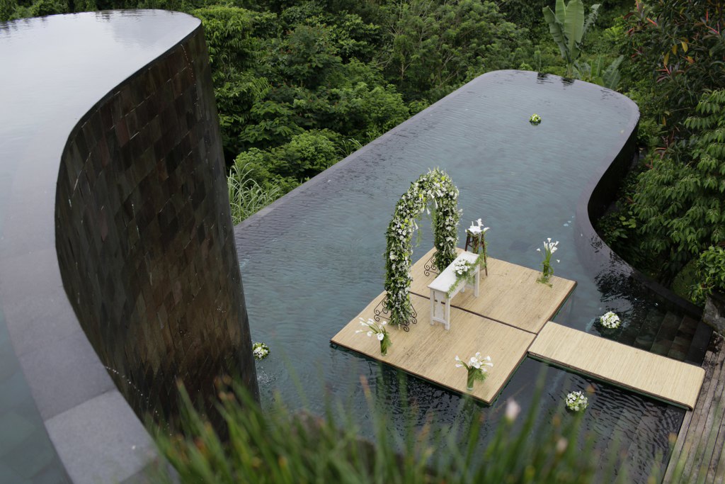 Hanging Gardens Hidden Palace Wedding Bali For Two Wedding Planner