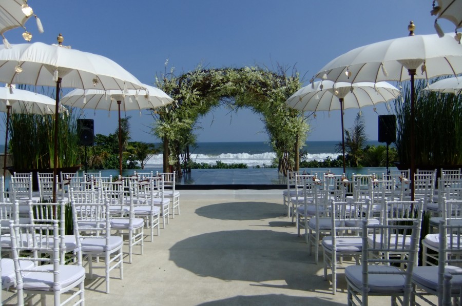 Image Gallery 7 Alila Villas Soori - Ten Bedroom Residence - OPULENT SOORI'S WEDDING SETUP AT THE SOORI ESTATE.jpg