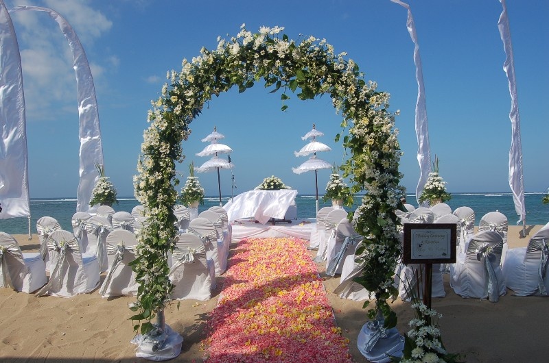 Beach Wedding - Full Western Flower Arch.JPG