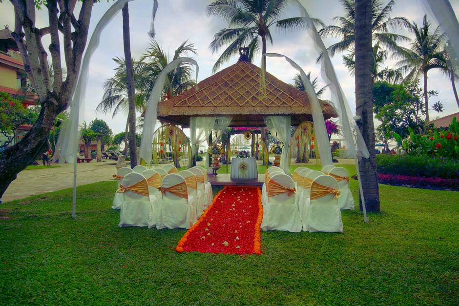 Garden Wedding -  Simple Balinese.jpg