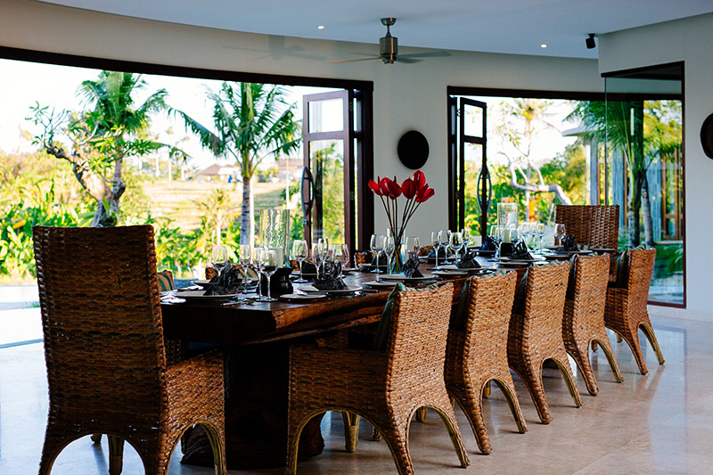 villa-umah-daun-dining-table.jpg