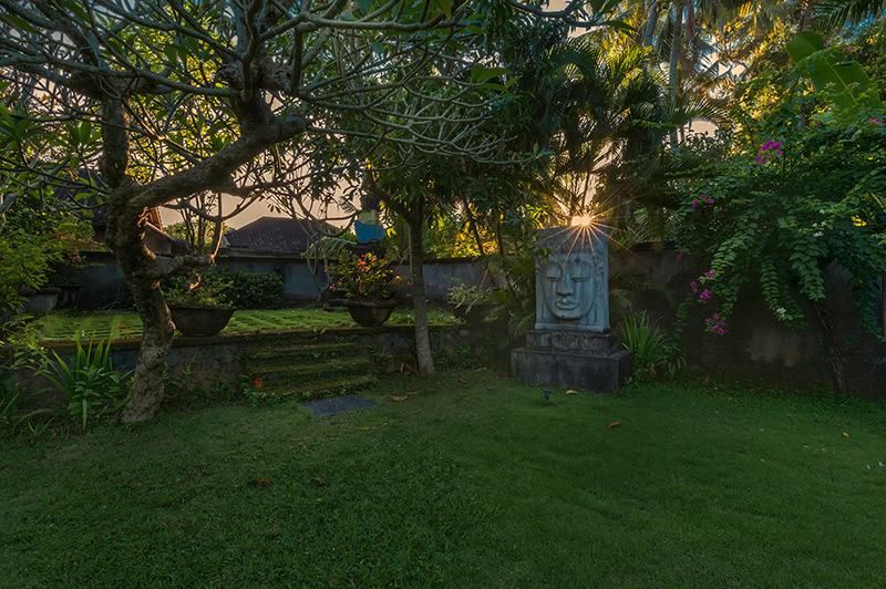 villa-manis-the-gardens-at-sunset.jpg