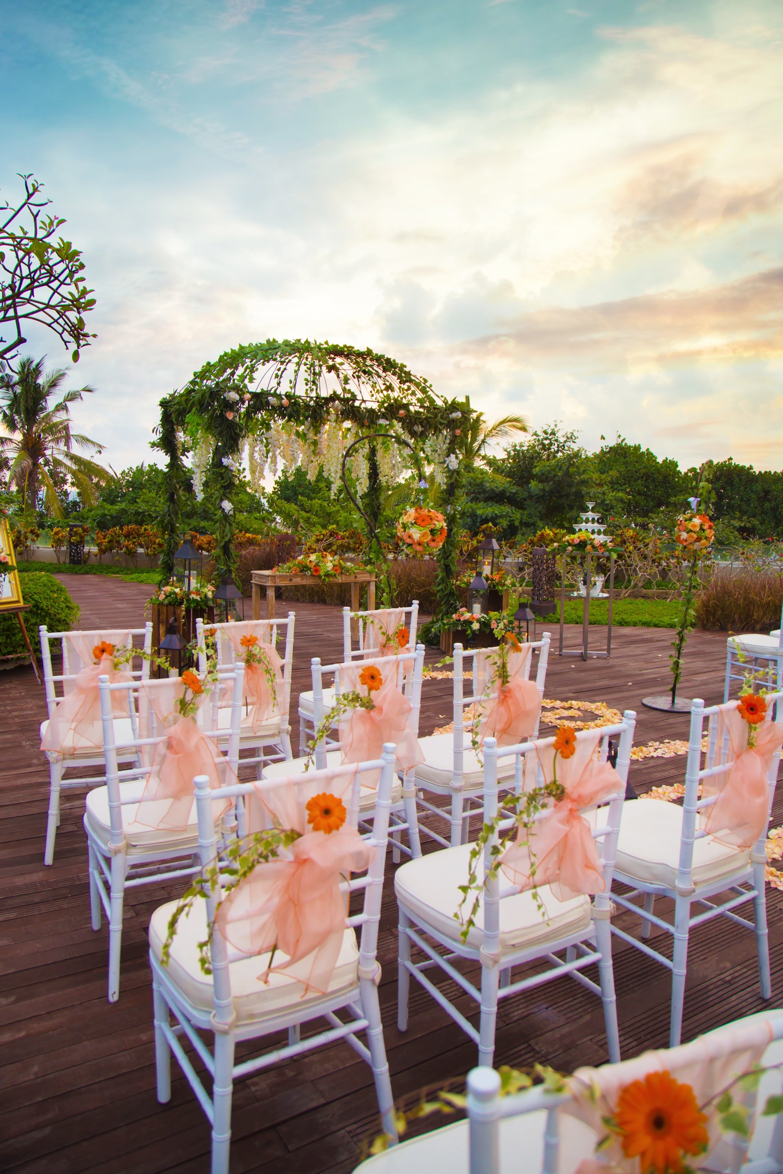 Sheraton Bali - Courtyard - Setup of Garden Wedding (3).jpg