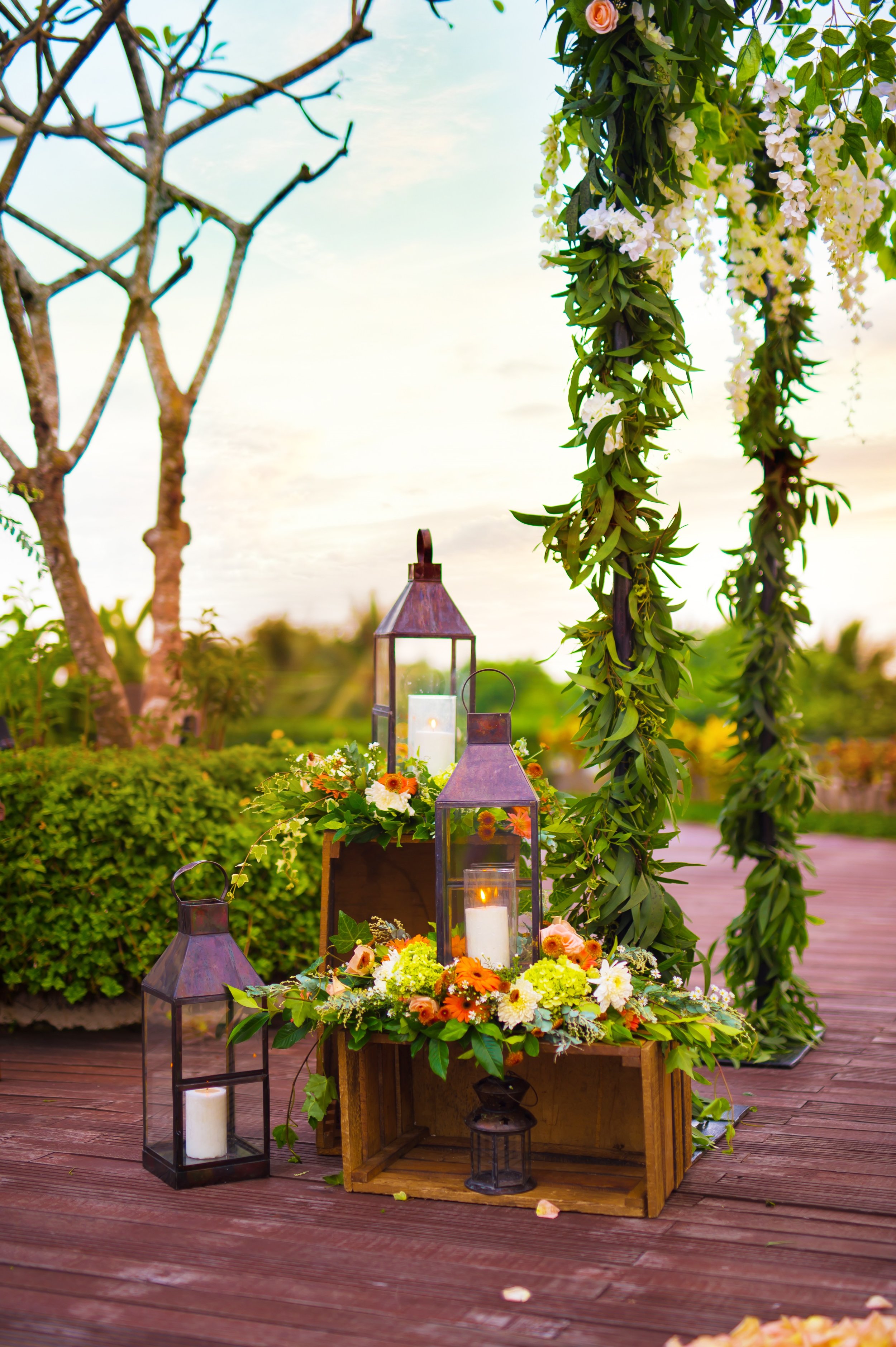 Sheraton Bali - Courtyard - Setup of Garden Wedding (4).jpg