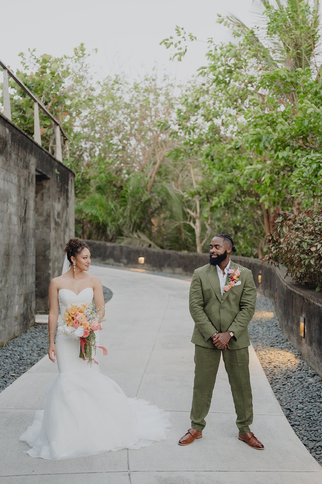 0151 ELIJAH & MORGAN _ THE EDGE BALI WEDDING PHOTOGRAPHY-DWI08756.jpg