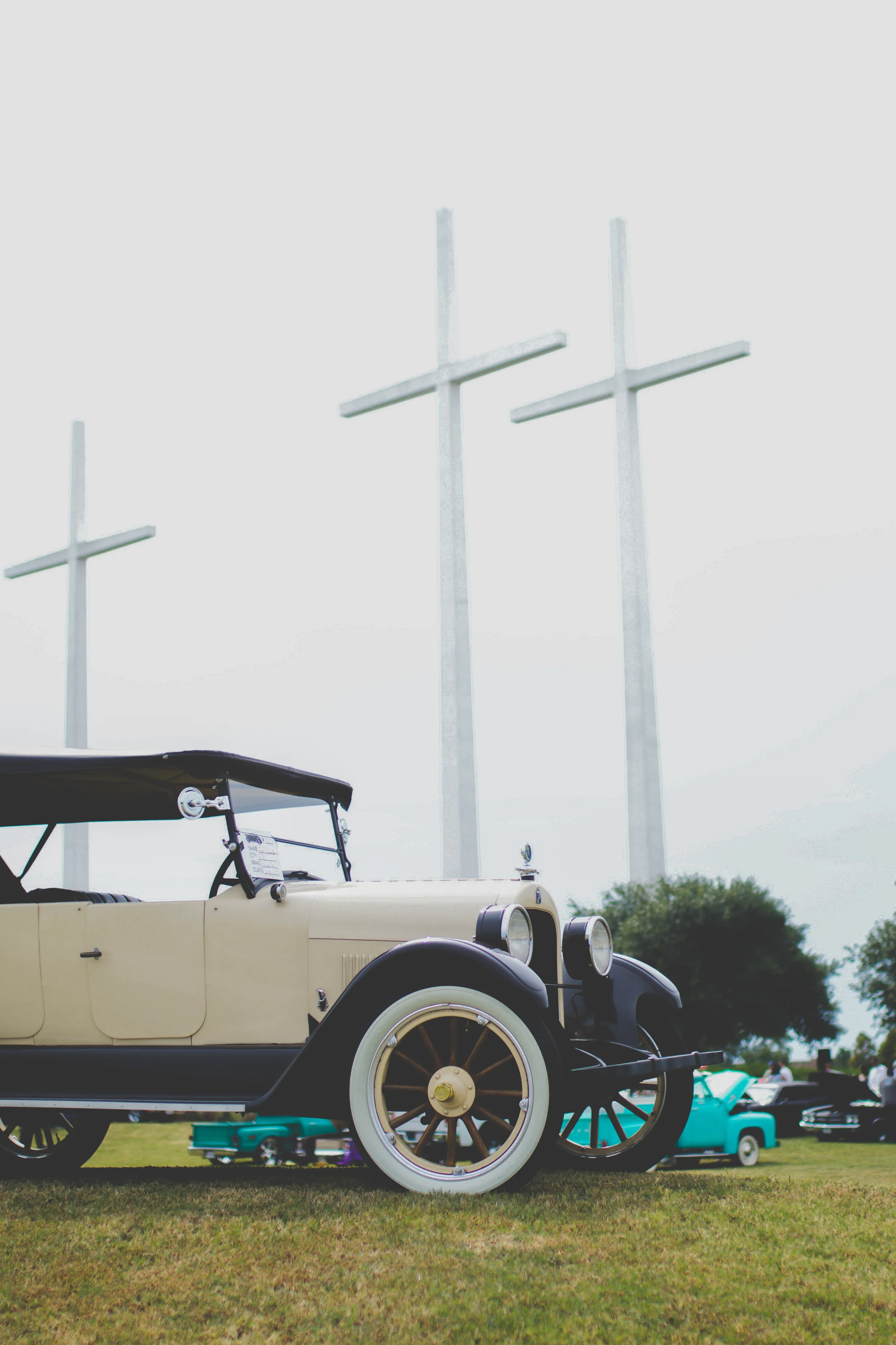 cars at the crosses (9 of 63).jpg