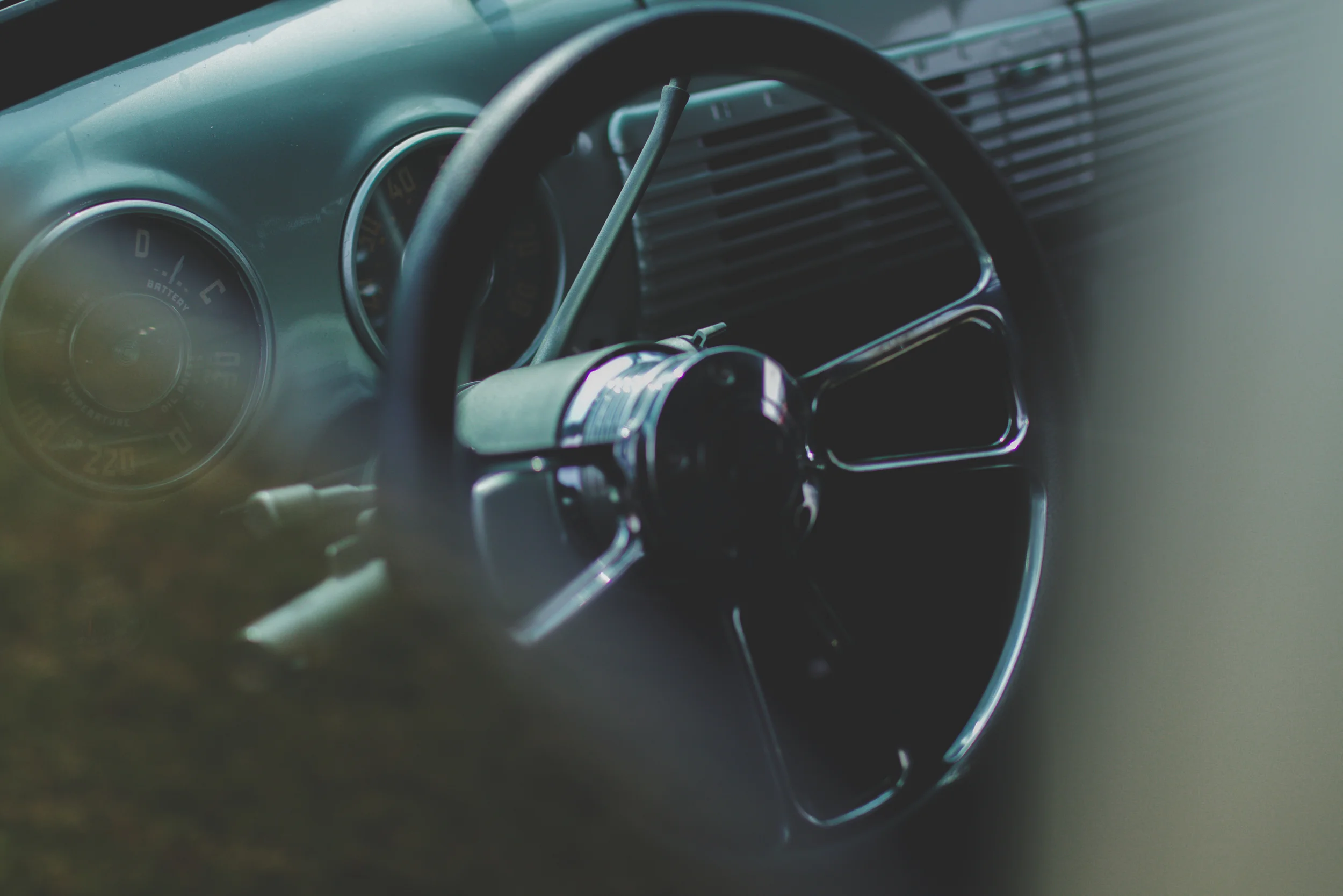 Cars at the Crosses | Freelance
