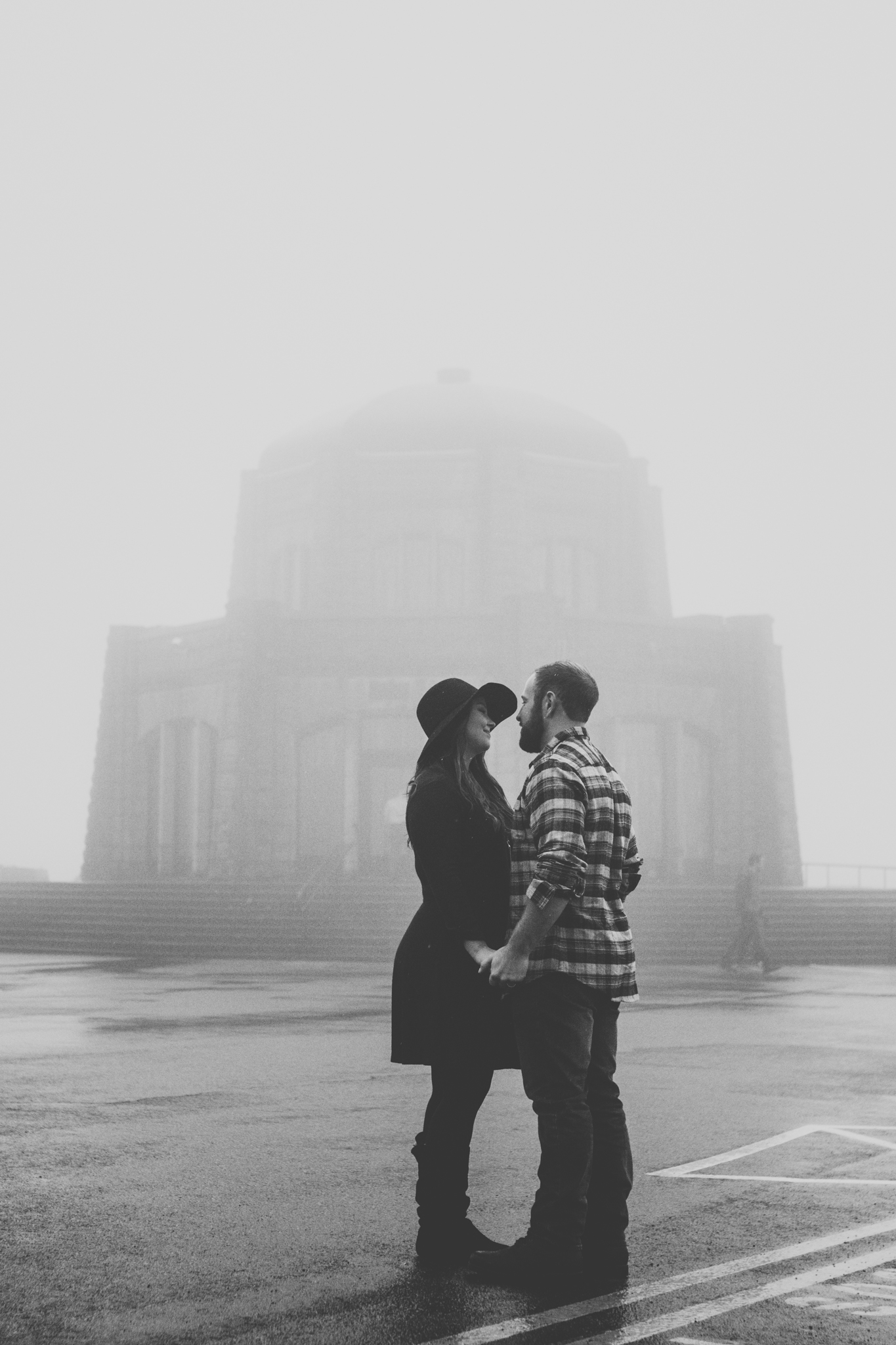 victoria columbia gorge engagement in the rain.  (43 of 125).jpg