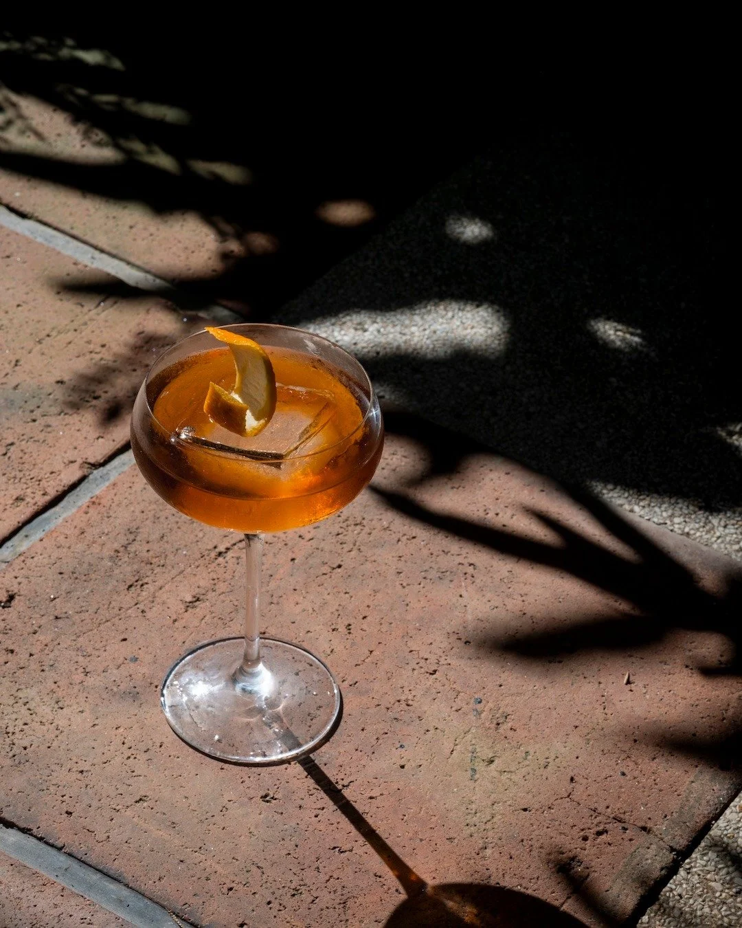 A classic that feels right at home above the jungle. Rob Roy at Copper &mdash; sharp, smooth, timeless. 🥃🌿

ROB ROY
whiskey, sweet vermouth, bitters
+ the classics

Book A Table
Call +623614792888
WA +6281339512571
or visit www.copperubud.com

#cop