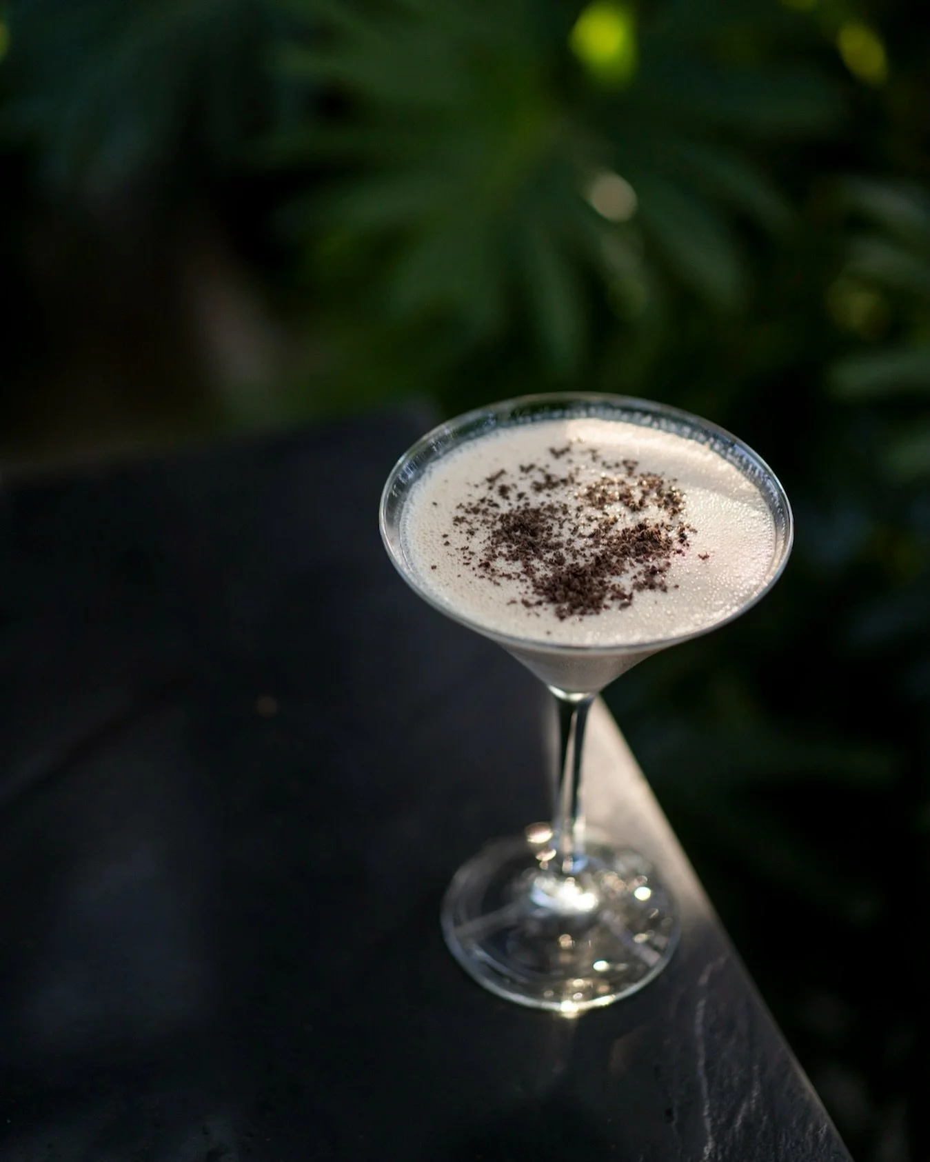 You could order dessert&hellip; or you could drink it. 🍫🍸

TOBLERONE
baileys, frangelico, kahlua, toblerone, chocolate, milk
+ martinis

Book A Table
Call +623614792888
WA +6281339512571
or visit www.copperubud.com

#copperubud #ubud #bali #ubudres