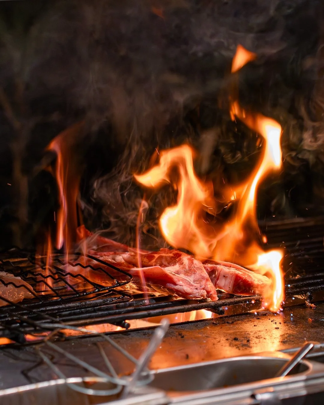 As the sun sets over Ubud, the flames rise.

Join us for Flame Fridays and enjoy grilled lamb chops straight from the fire at the rooftop, and an evening that lingers long after the last bite. Fridays were made for this. #UbudEats #APerfectBite

Book