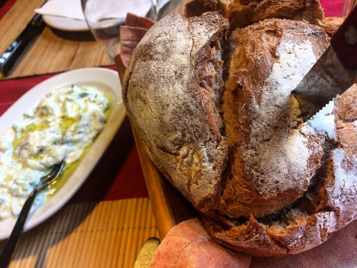 The most glorious taverna in Athens with fresh, homemade bread