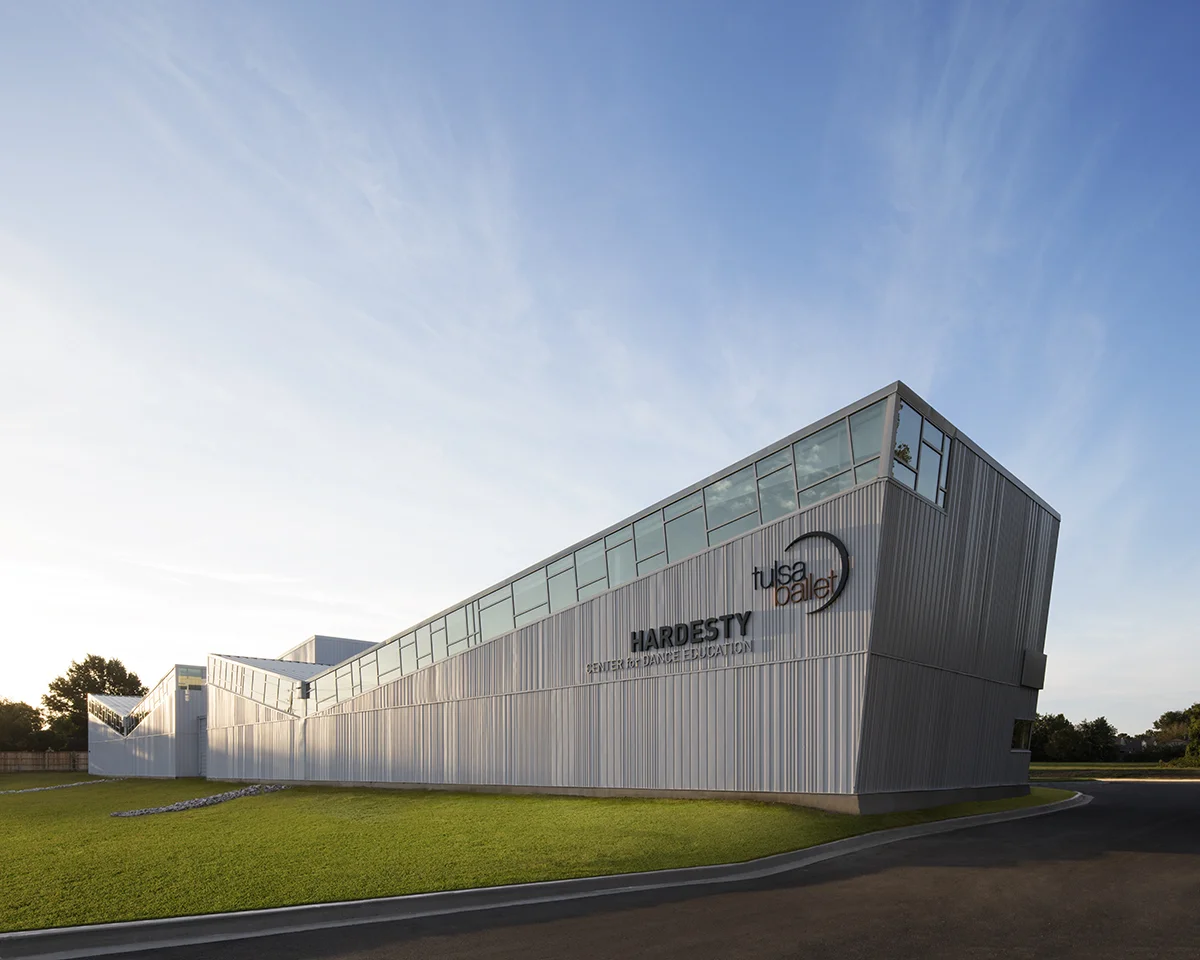 TULSA BALLET CENTER FOR DANCE EDUCATION | SELSER SCHAEFER ARCHITECTS