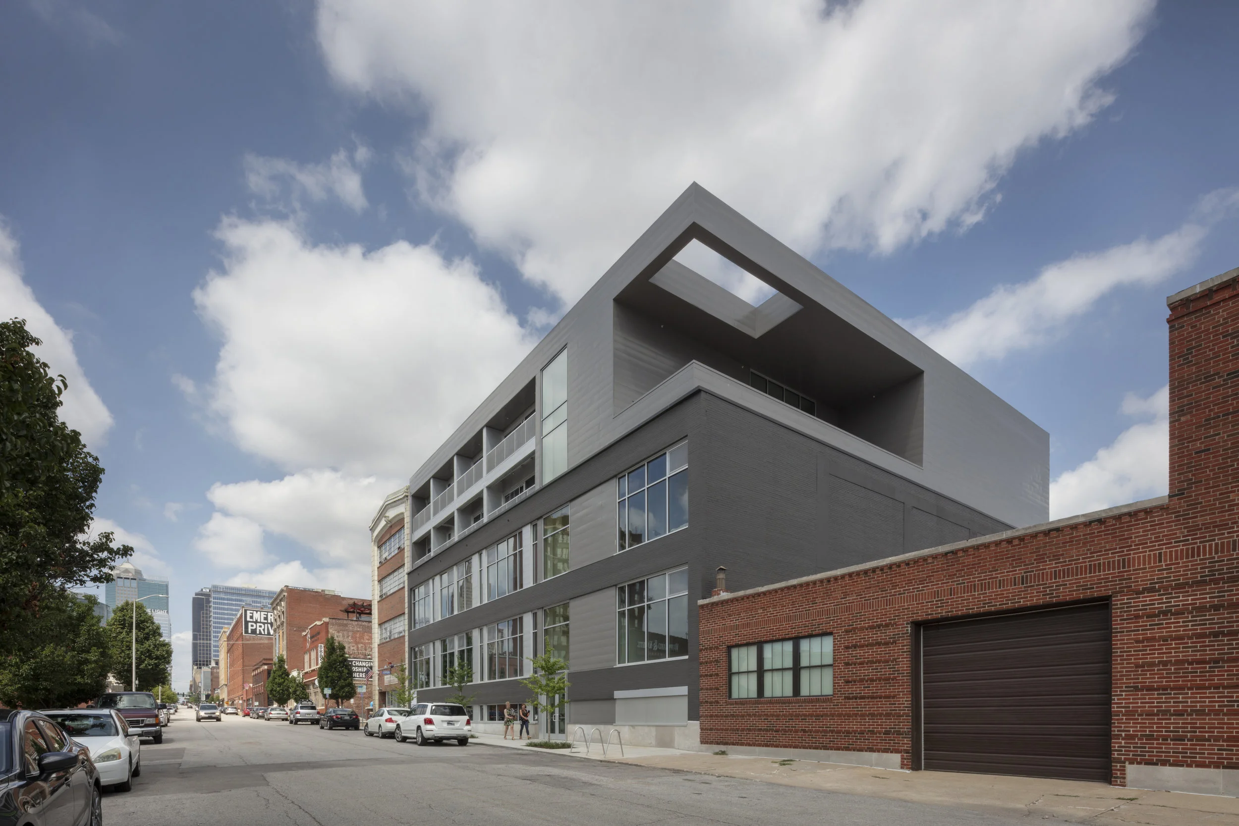 KEMSTUDIO_TerraceonWalnut_06.jpg