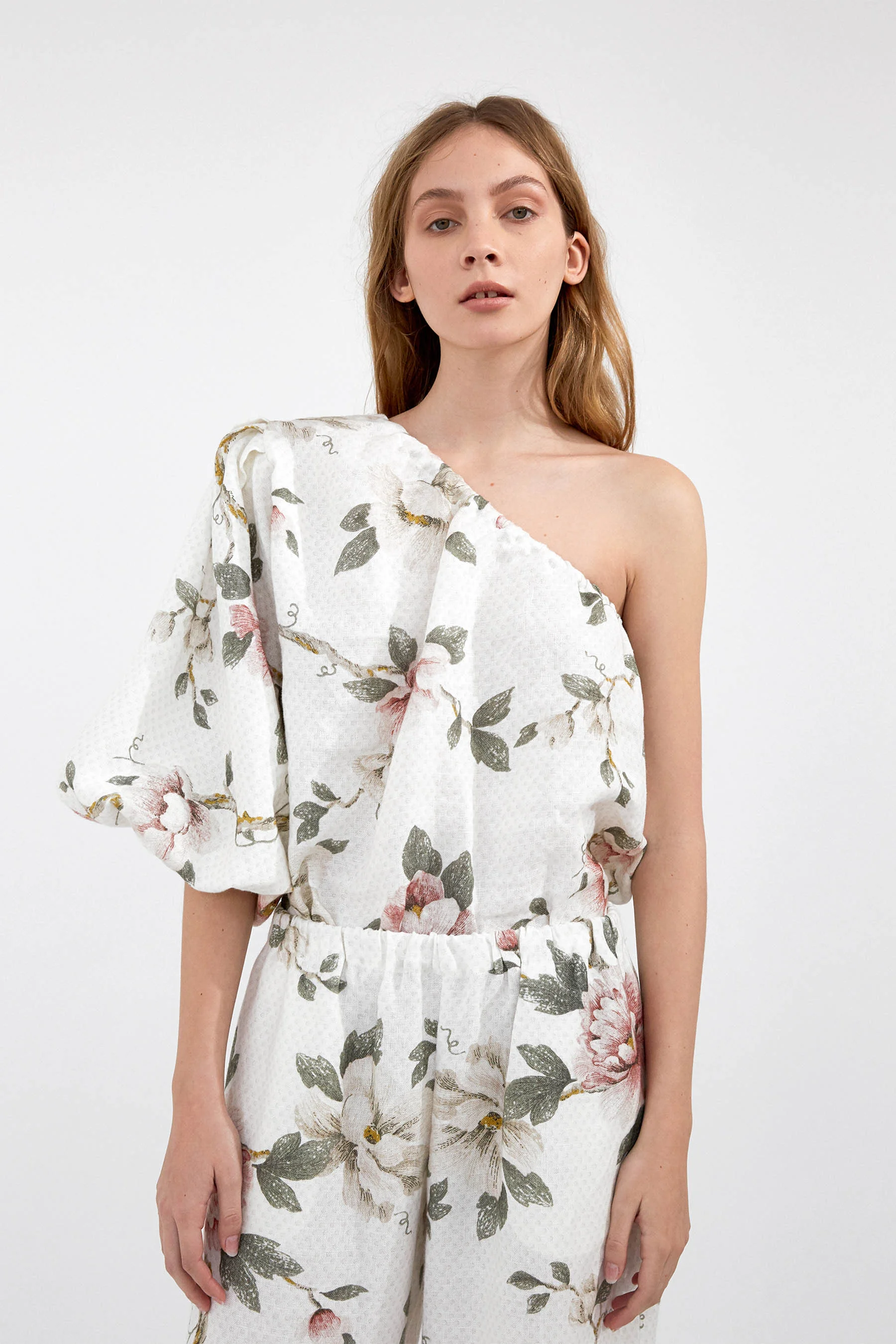 SARAH JANE CLARKE_Lookbook_by_Hannah Scott Stevenson_29.jpg