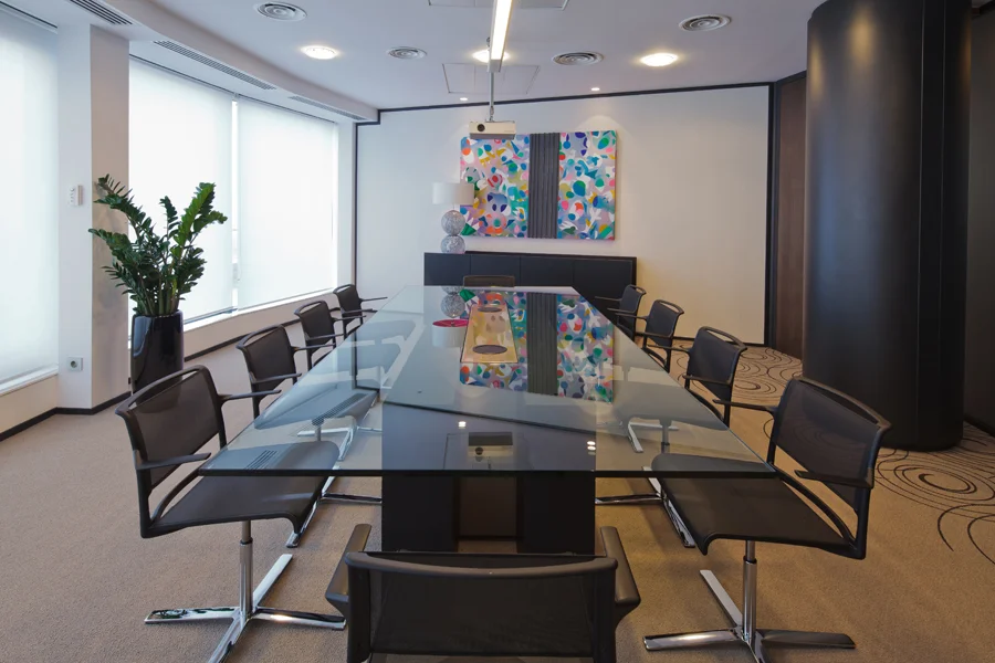 intact_penthouse_002.jpg