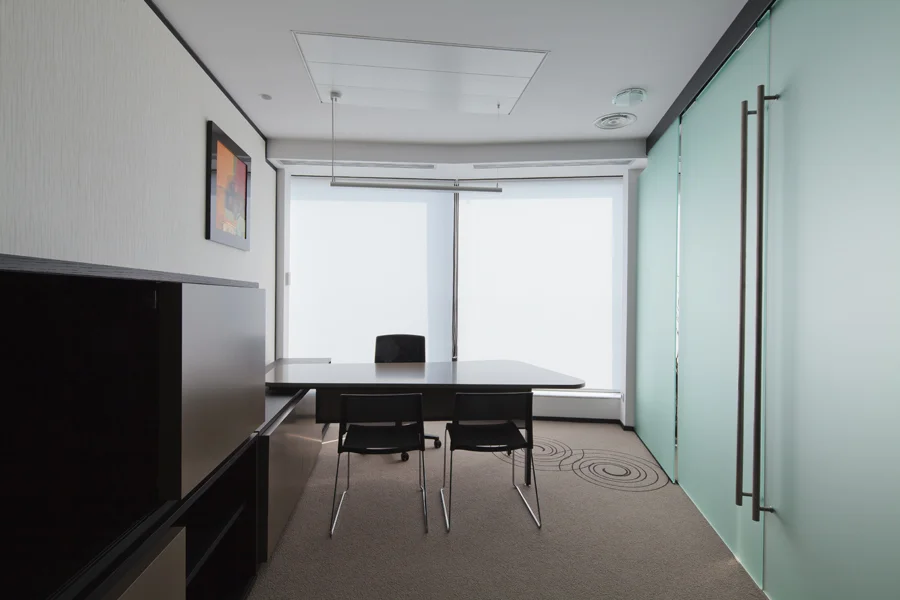 intact_penthouse_016.jpg