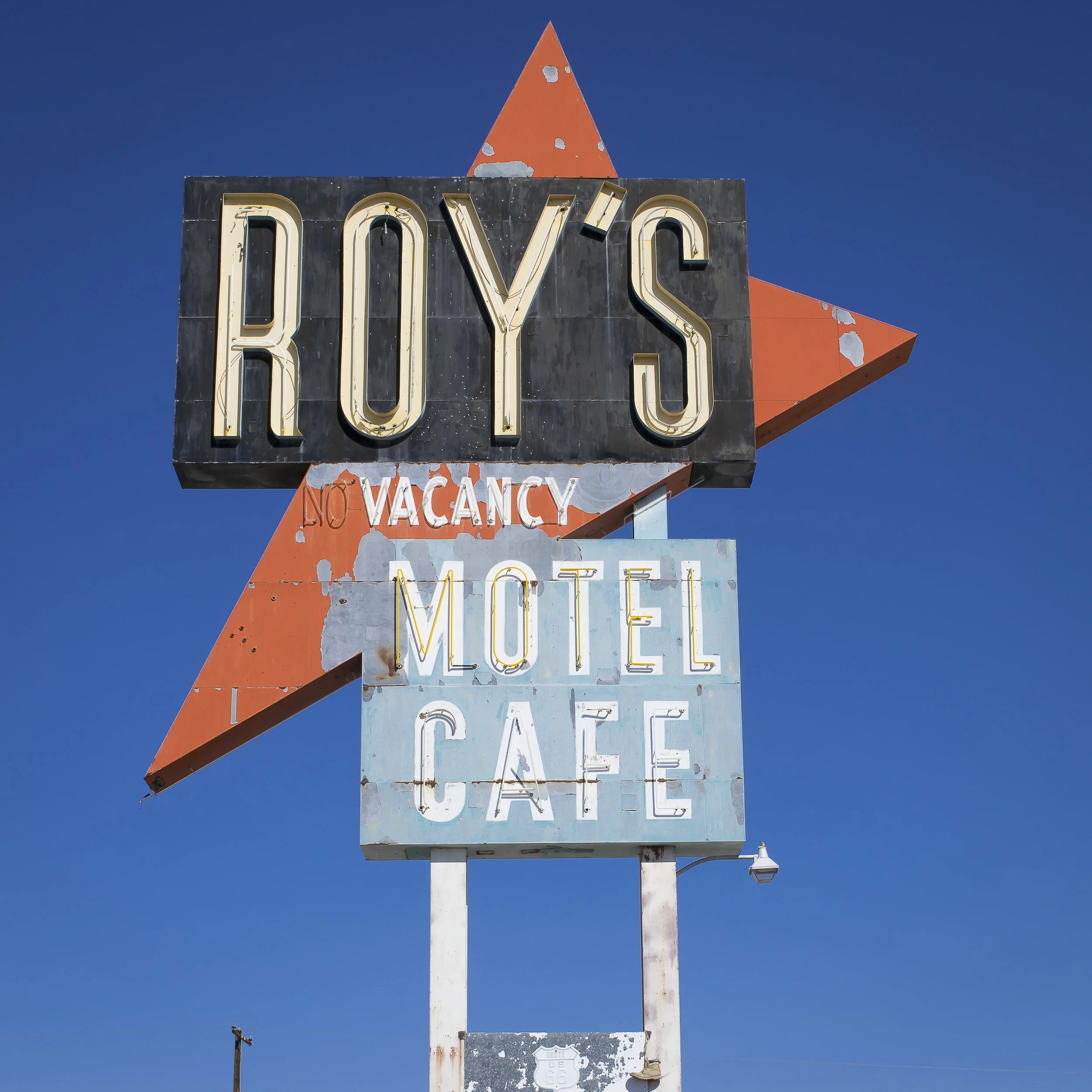 Roy's, 2016