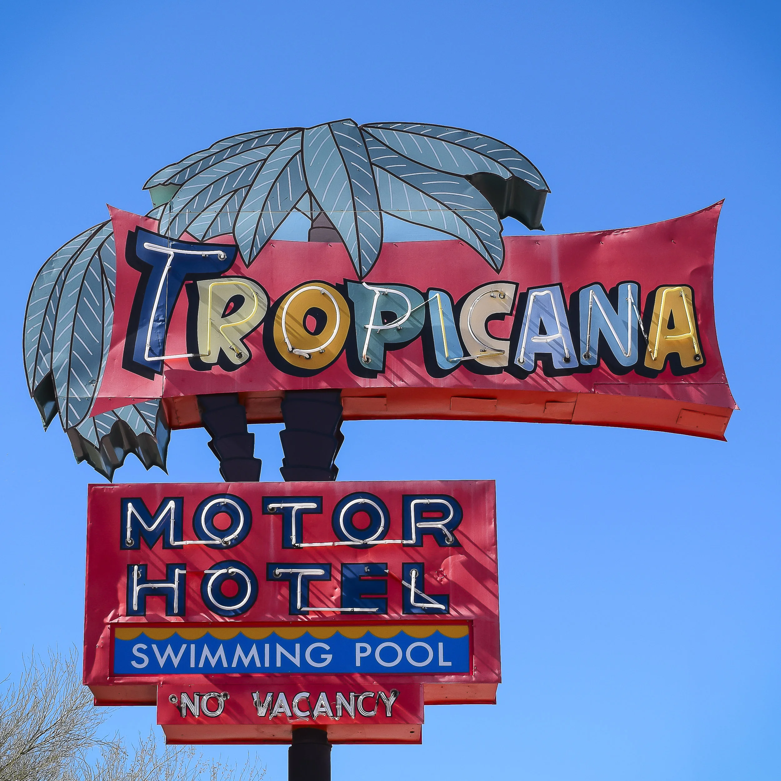Tropicana, 2016