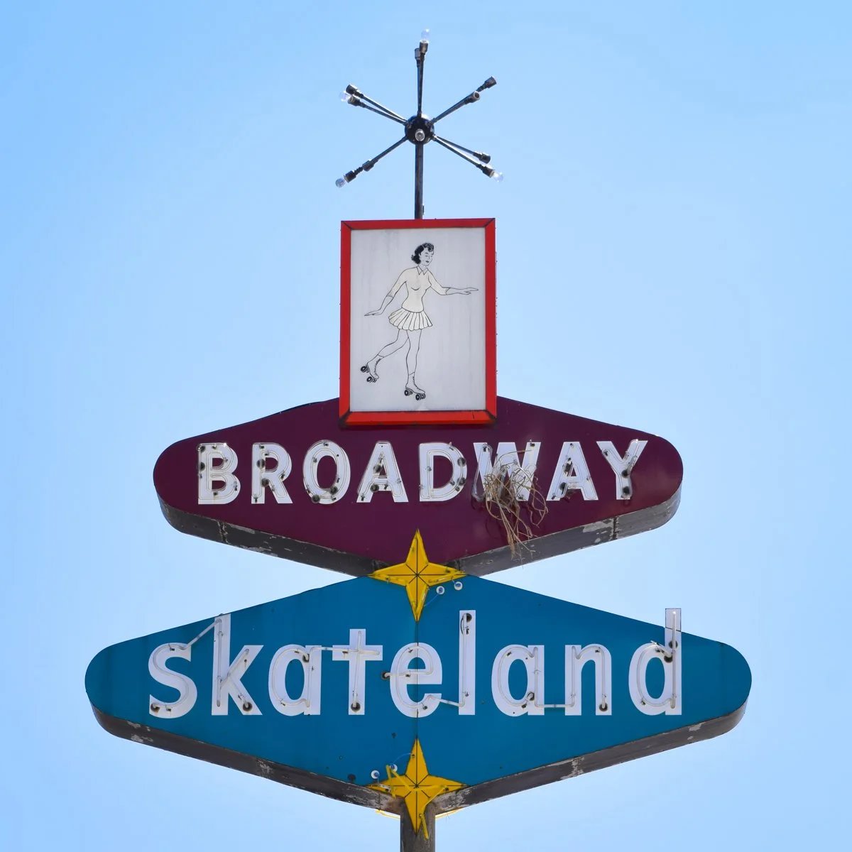Broadway Skateland in Mesquite 92 dpi.JPG