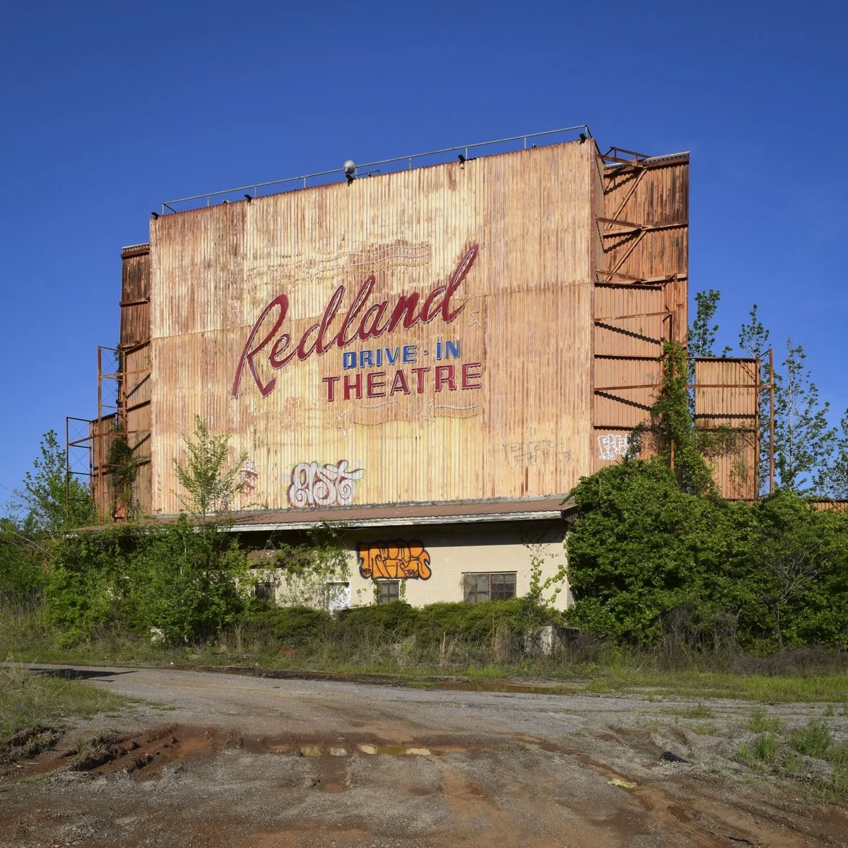 92 dpi Redland drive-in theatre 939.JPG