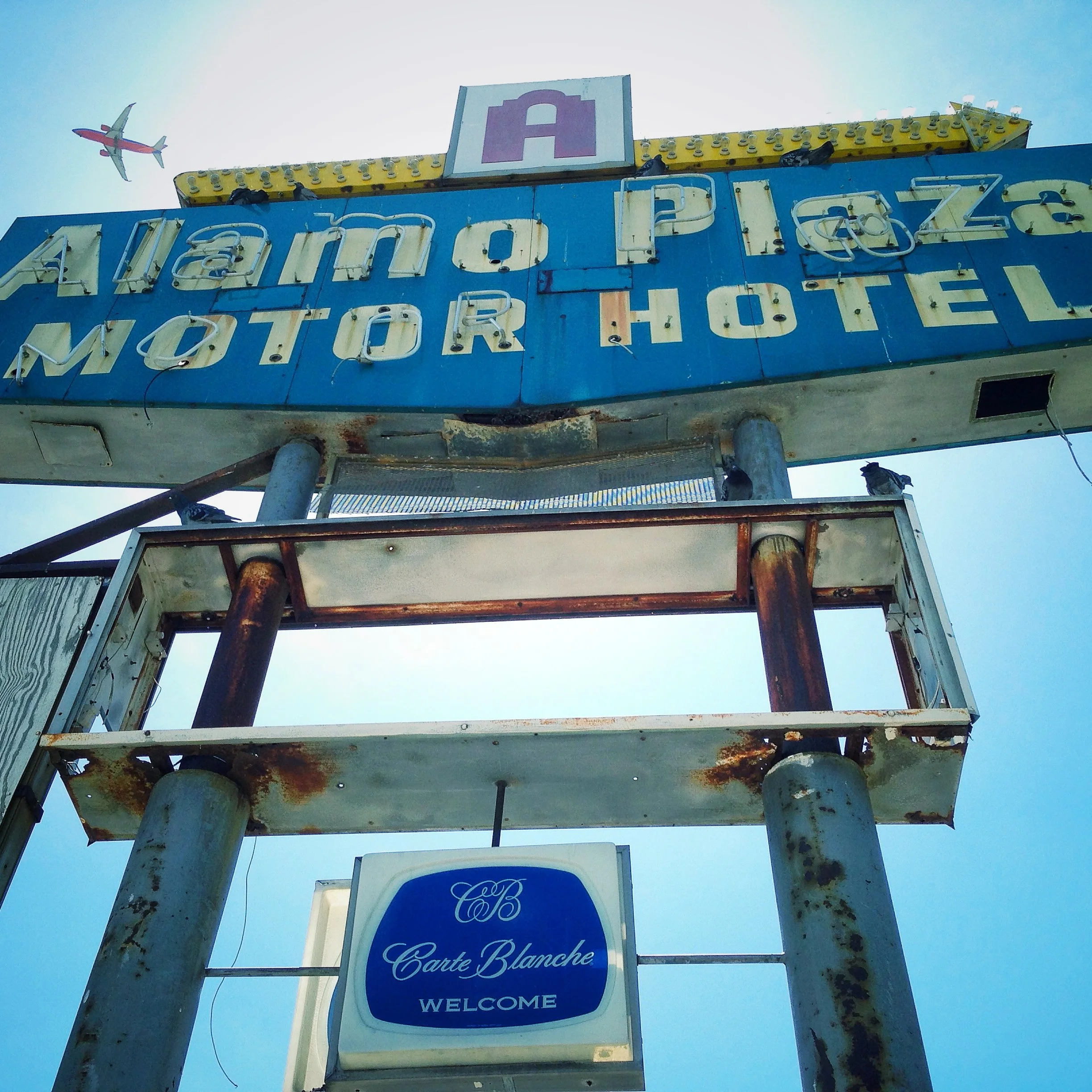 Alamo Plaza Motor Hotel, 2014