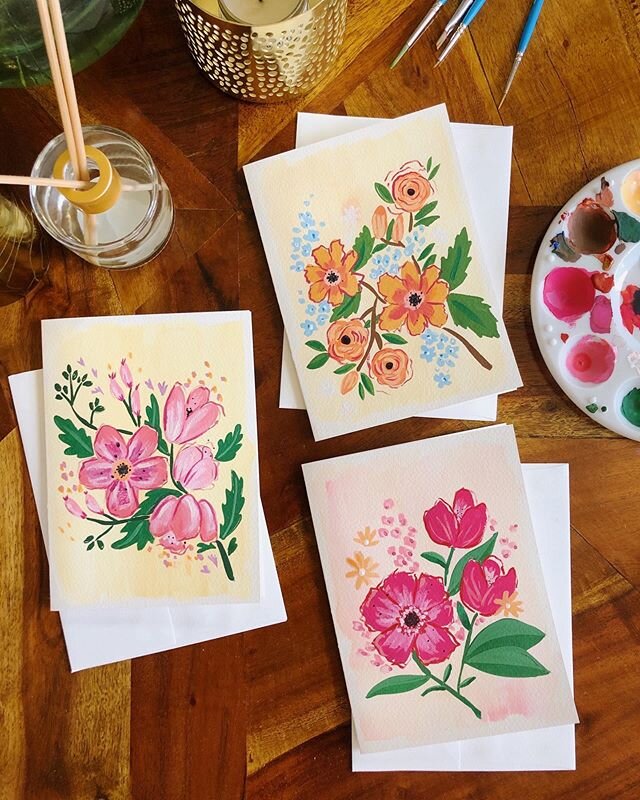 mother&rsquo;s day cards &hearts;️💐🌺⠀
⠀
felt good to paint and make something after a while of not making anything. happy to do it for people i love 🤗 my second attempt at gouache since my beginner class with @anndanger. slowly but surely hoping t