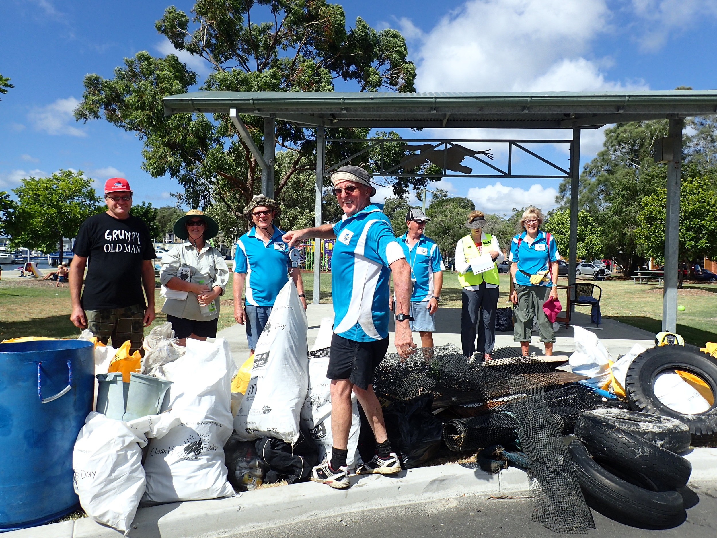 clean up Australian day with Occi-Port Stephens at Bull Island in Tree Passage - 25 bags plus. - well done all guys who came to help