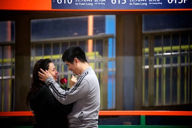 HK wedding proposal red rose