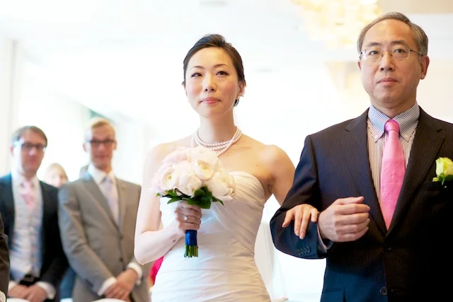 japanese bride father walking down the aisle