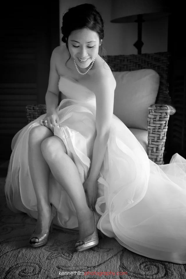 Kona Hawaii US Wedding outdoor bride getting ready putting on shoes