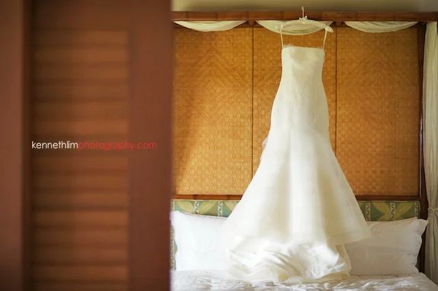 Kona Hawaii US Wedding outdoor bride gown dress morning preparations
