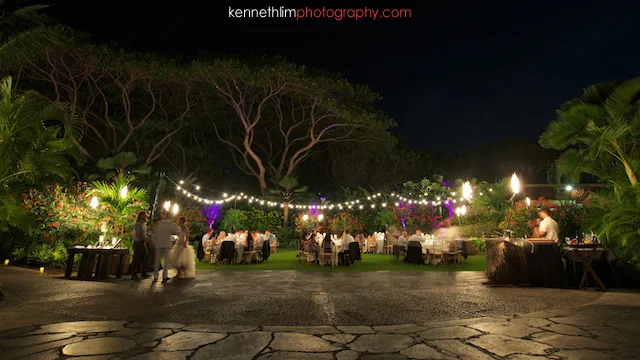 Kona Hawaii US Wedding outdoor dinner after dark