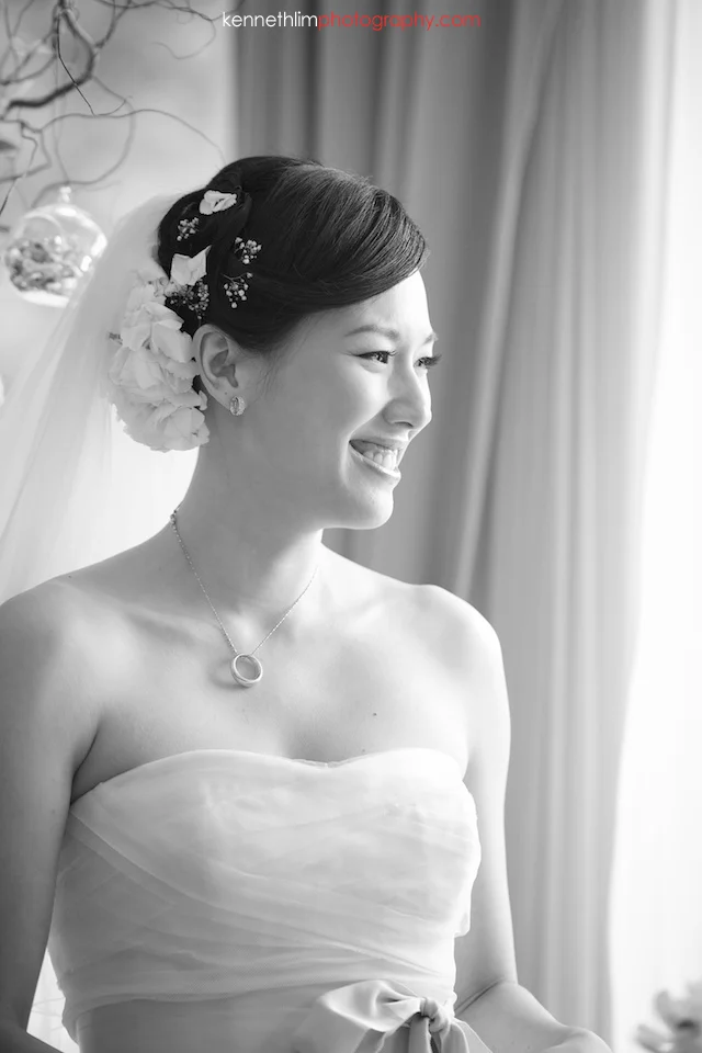 Hong Kong The Verandah wedding outdoor bride emotional smile vow exchange