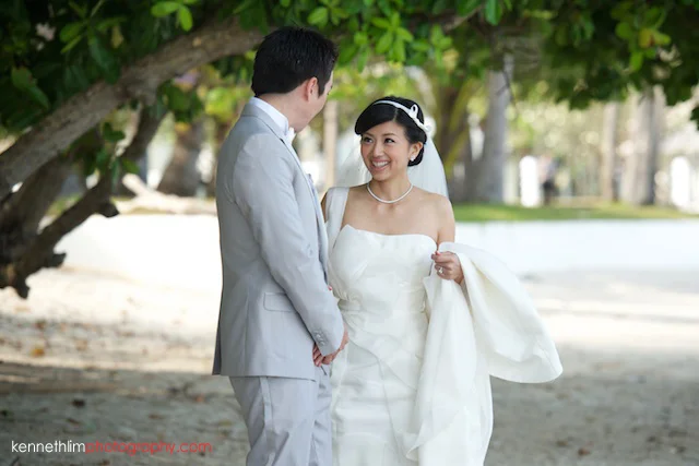 Koh Samui wedding YL Residence bride and groom first look on the beach bride seeing groom